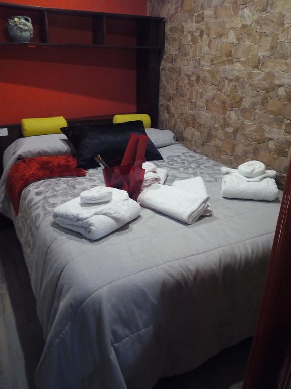 Loft "Coqueto" Rojo Apartment Ubrique Exterior photo